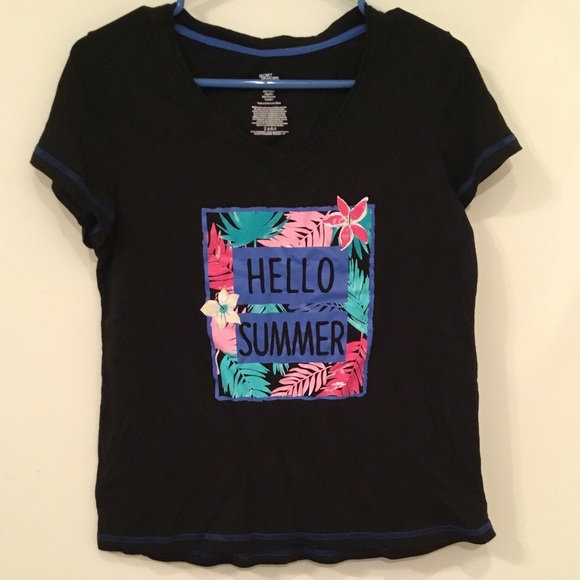 Secret Treasures Other - ✨Free w/ Purchase Hello Summer Pajama Top